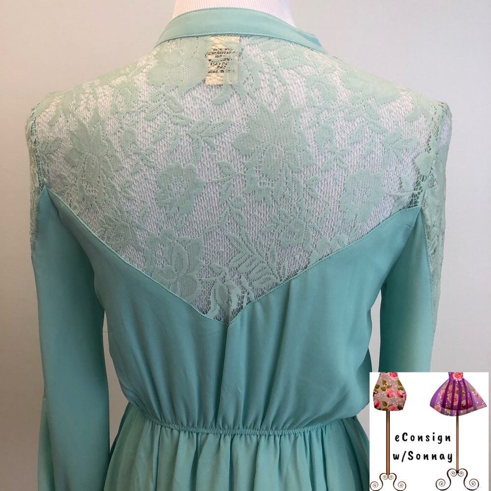 | Lacey Arden B Dress | - Picture 6 of 7